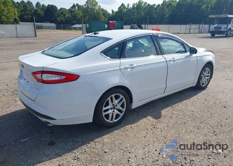 2014 Ford Fusion Se z USA, uszkodzony, nr VIN 1FA6P0H70E5383834